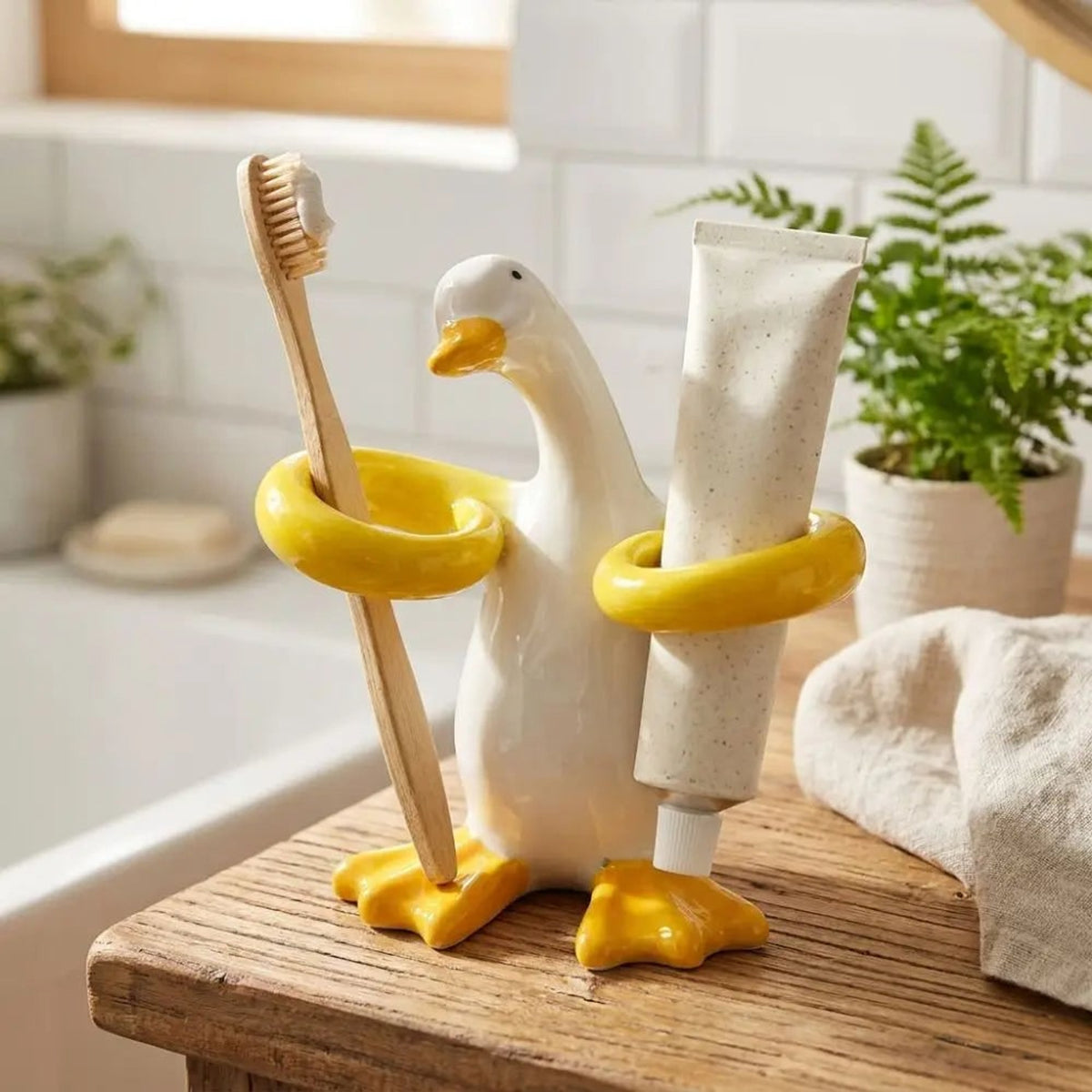 Ceramic Duck Toothbrush Holder With Elevated Rings For Hygienic Organization - Image 4
