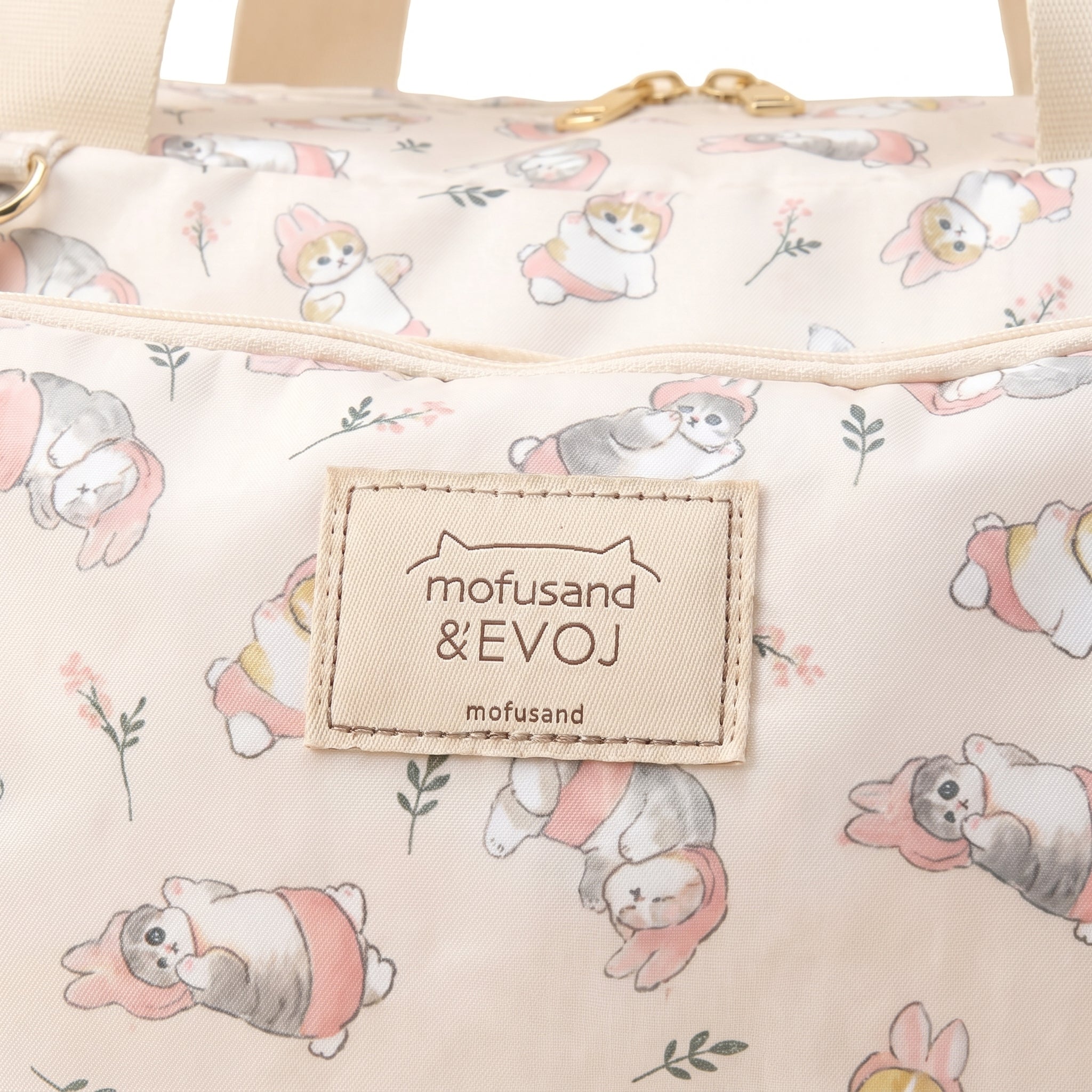 Character Print Travel Tote Bag Carry on with Shoulder Strap - detail