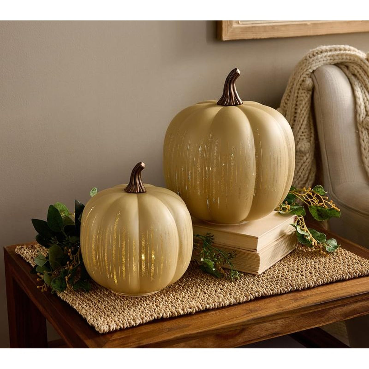 Galaxy Projection Pumpkin Hand-Blown Venetian Glass With Rotating Starry Night Light - Image 6