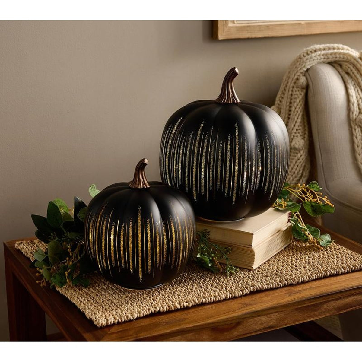 Galaxy Projection Pumpkin Hand-Blown Venetian Glass With Rotating Starry Night Light - Image 7