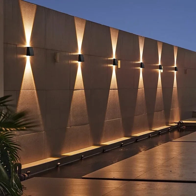Solar Powered LED Outdoor Wall Light - Image 3
