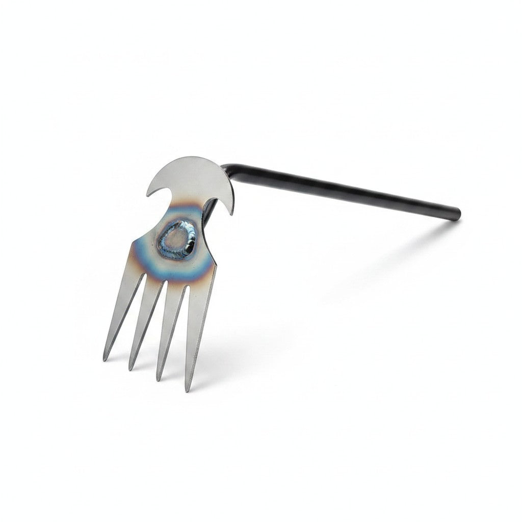hand weeding tool product photo on white background