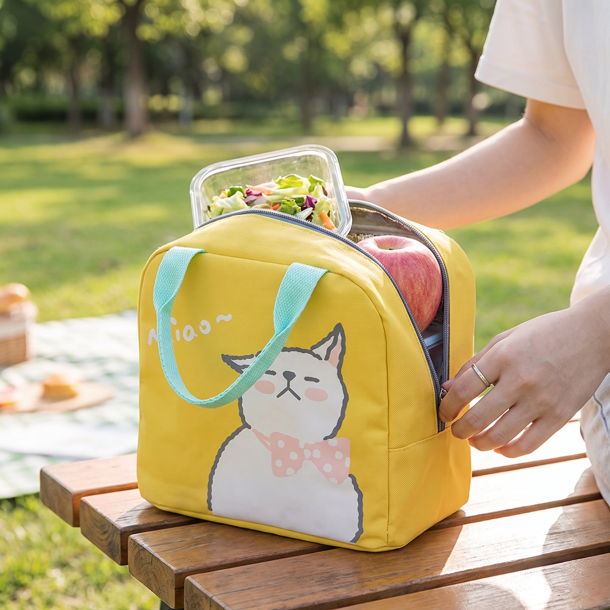 Lunch Bag Insulated for Work Cooler Food Storage Cute Print - hero