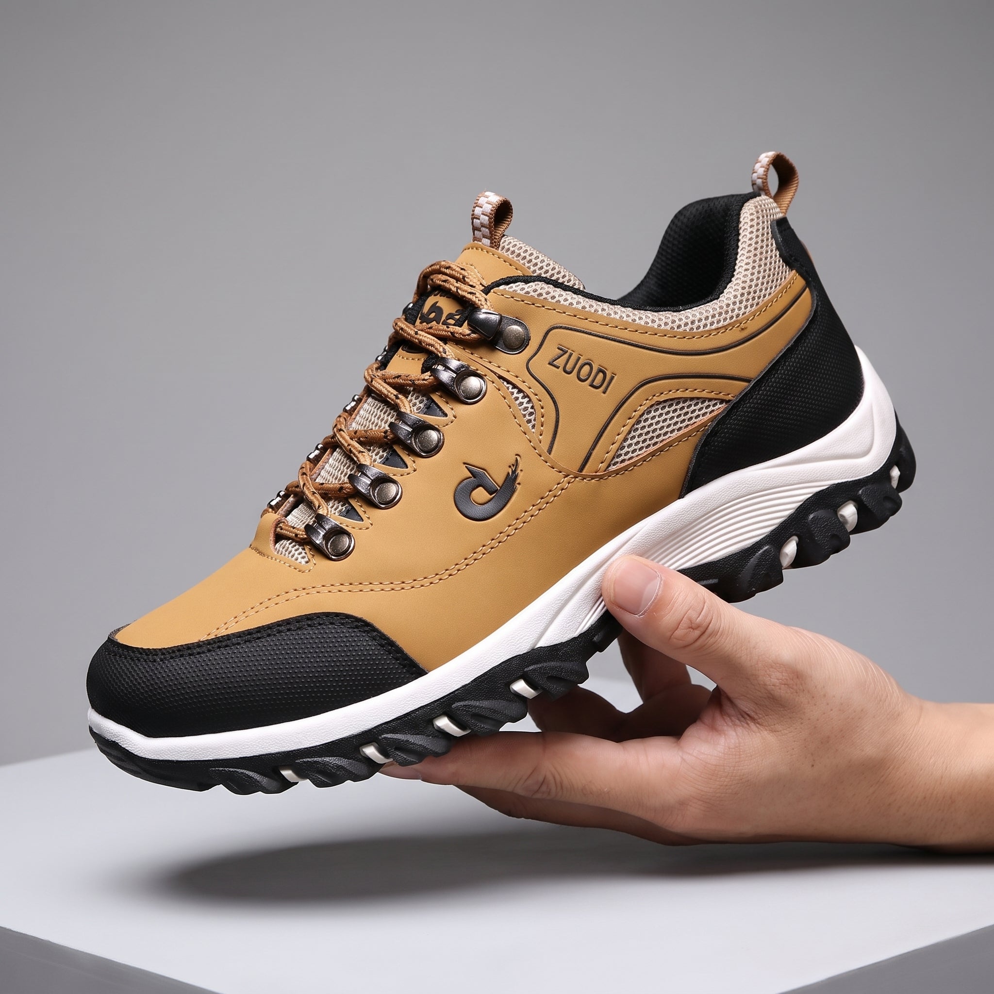 Men's Comfort Shoes Walking Rugged - scale