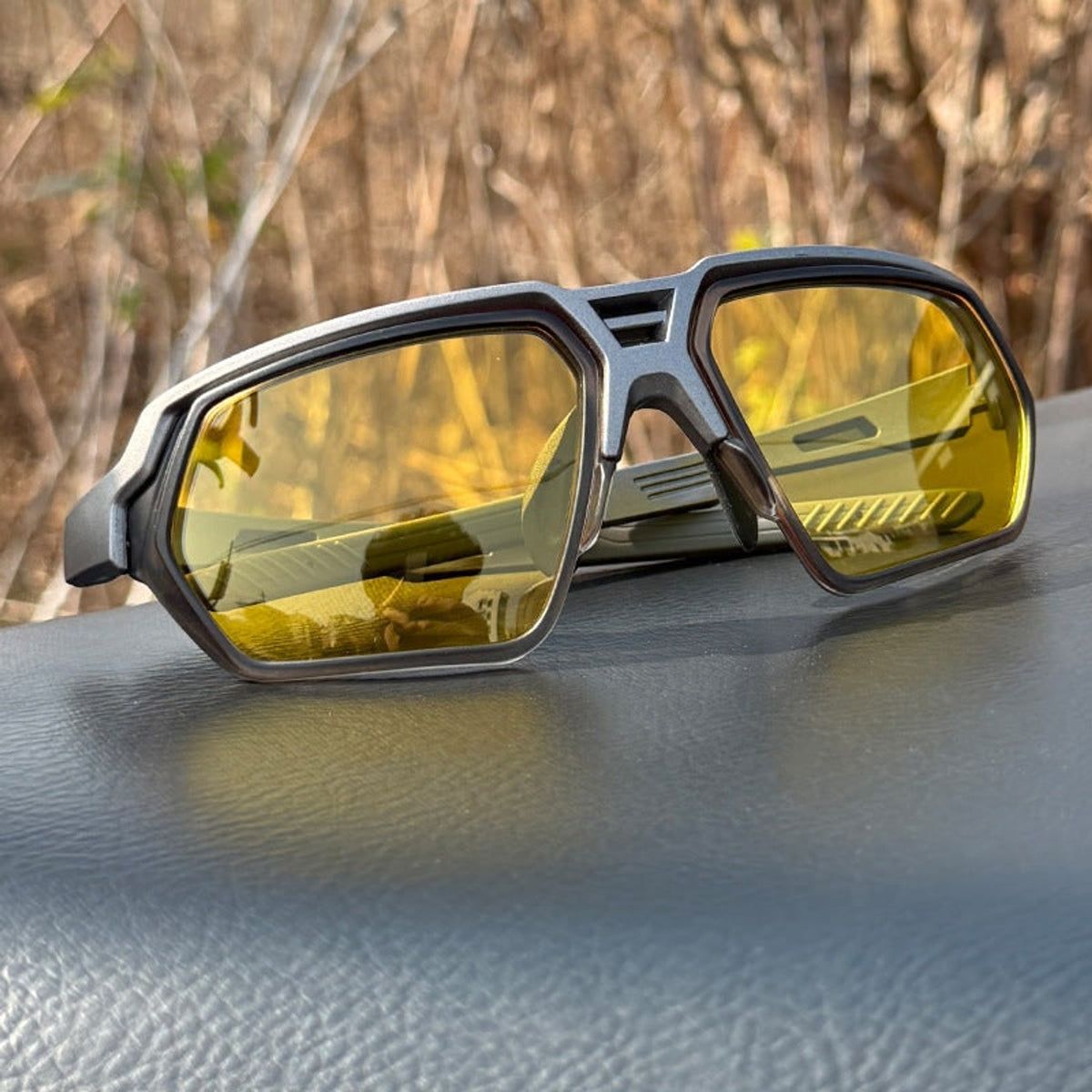 Photochromic Polarized Sports Sunglasses With Night-Enhancing Lenses And Tactical Wrap - Image 10