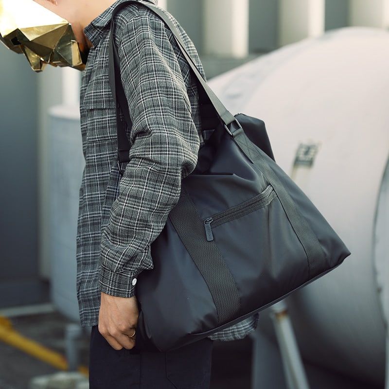 Travel Bag Duffel Black Nylon Shoulder Zipper - Image 2